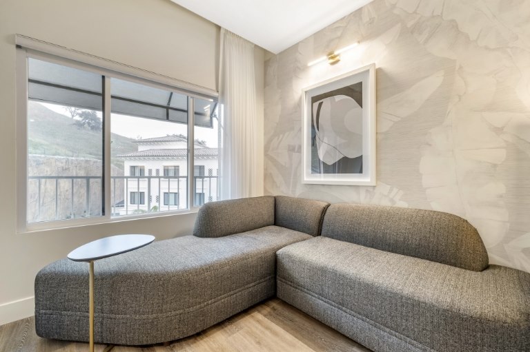 Cambria Hotel Calabasas Gallery Unveiling Visual Beauty